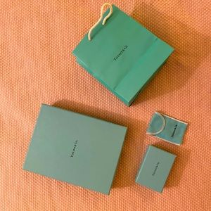 Tiffany gift box set